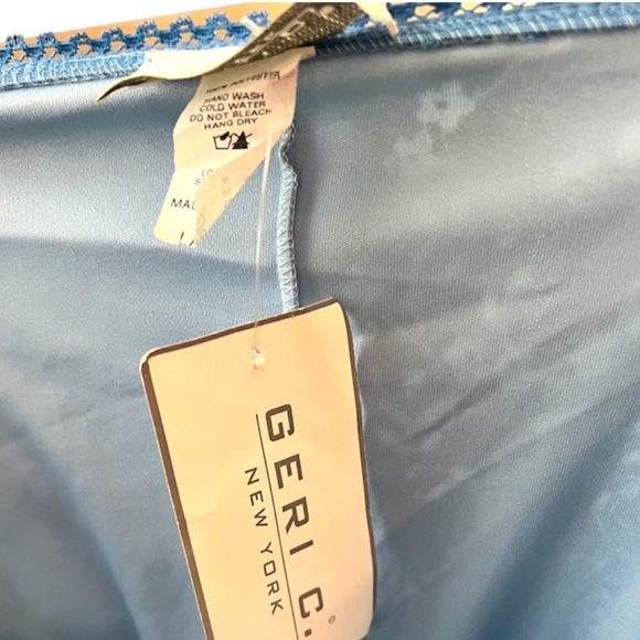 GERIC NEW YORK | BLUE FLORAL FLOWY SKIRT - Picture 5 of 8